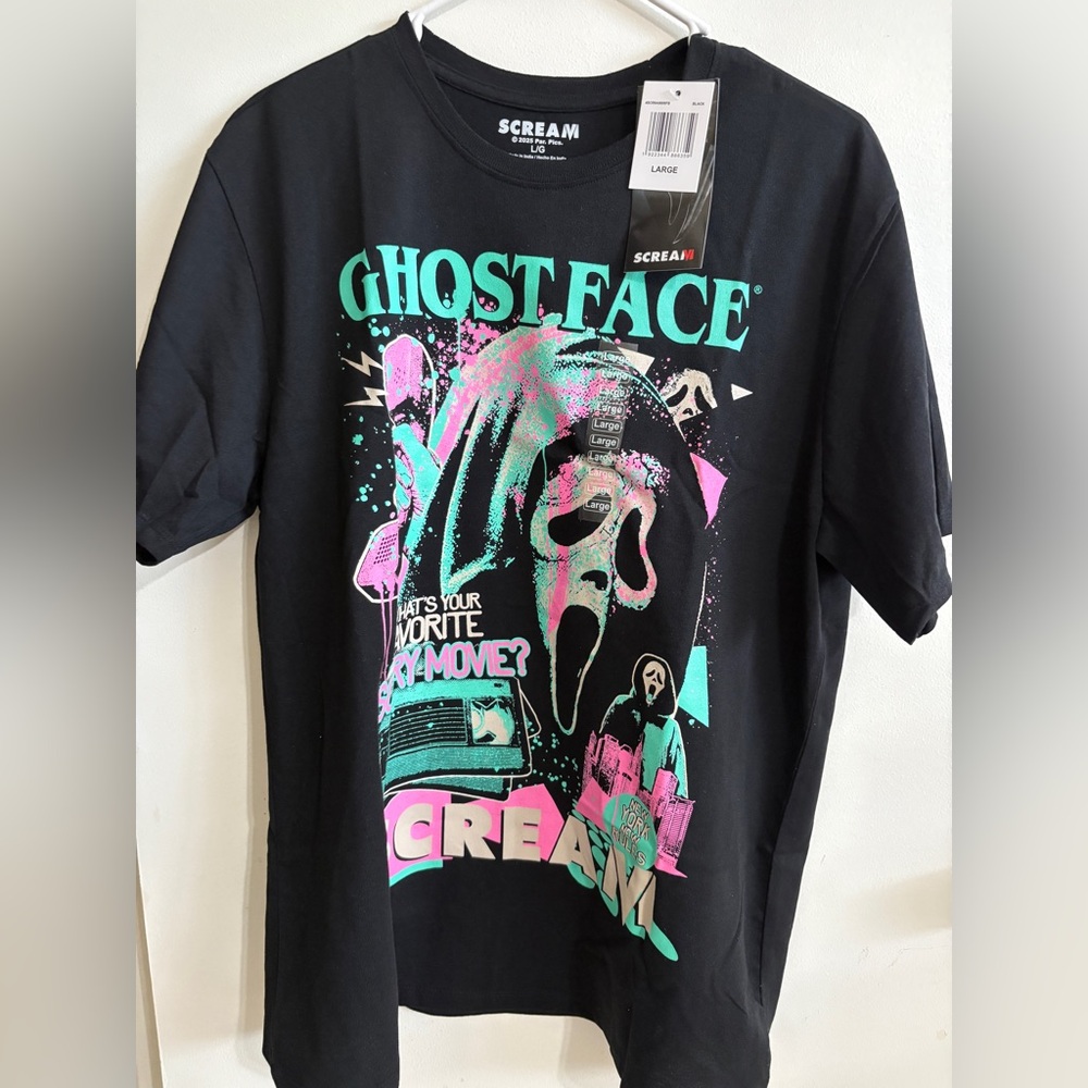Woman’s Large Ghost Face Scream Movie shirt NEW WITH TAGSNEW WITH TAGS